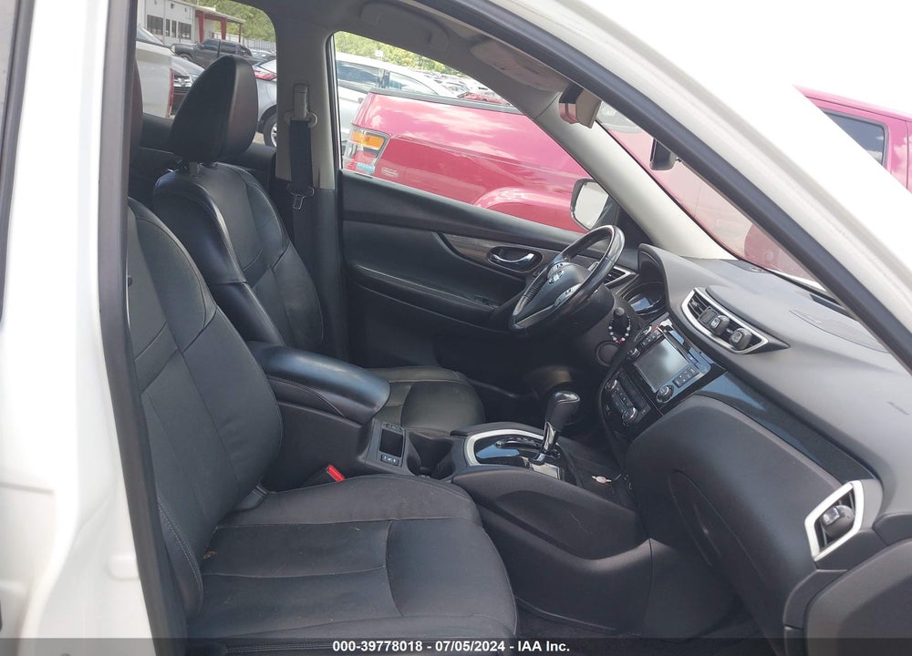 2016 NISSAN ROGUE SL VIN: JN8AT2MV8GW142492