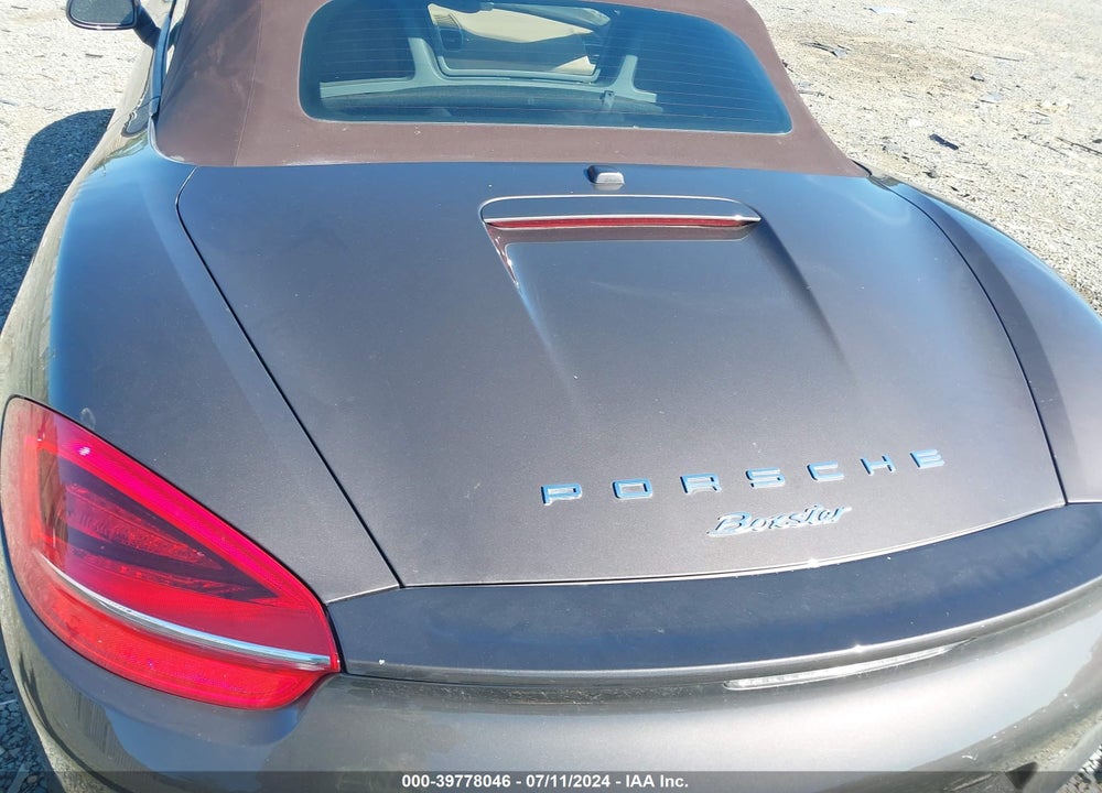 2015 PORSCHE BOXSTER VIN: WP0CA2A82FS121071