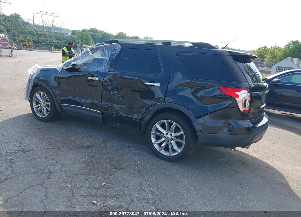 2014 FORD EXPLORER XLT VIN: 1FM5K7D89EGC19395