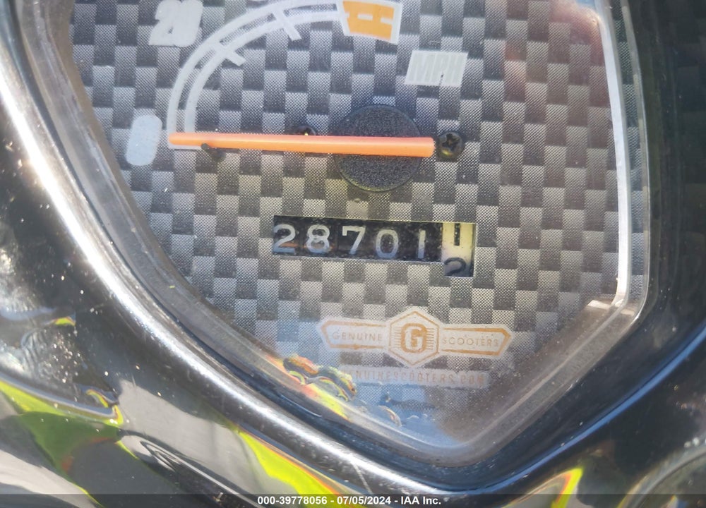 2020 GENUINE SCOOTER CO. ROUGHHOUSE 50 VIN: RFVPMP20XL1017756