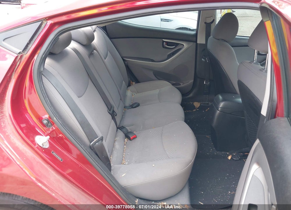 2015 HYUNDAI ELANTRA SE VIN: 5NPDH4AE6FH565280