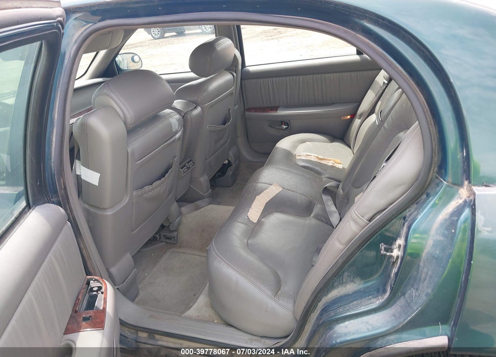 1998 BUICK PARK AVENUE VIN: 1G4CW52K0W4641427