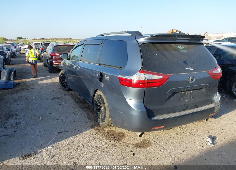 2015 TOYOTA SIENNA LE 8 PASSENGER VIN: 5TDKK3DC3FS617617