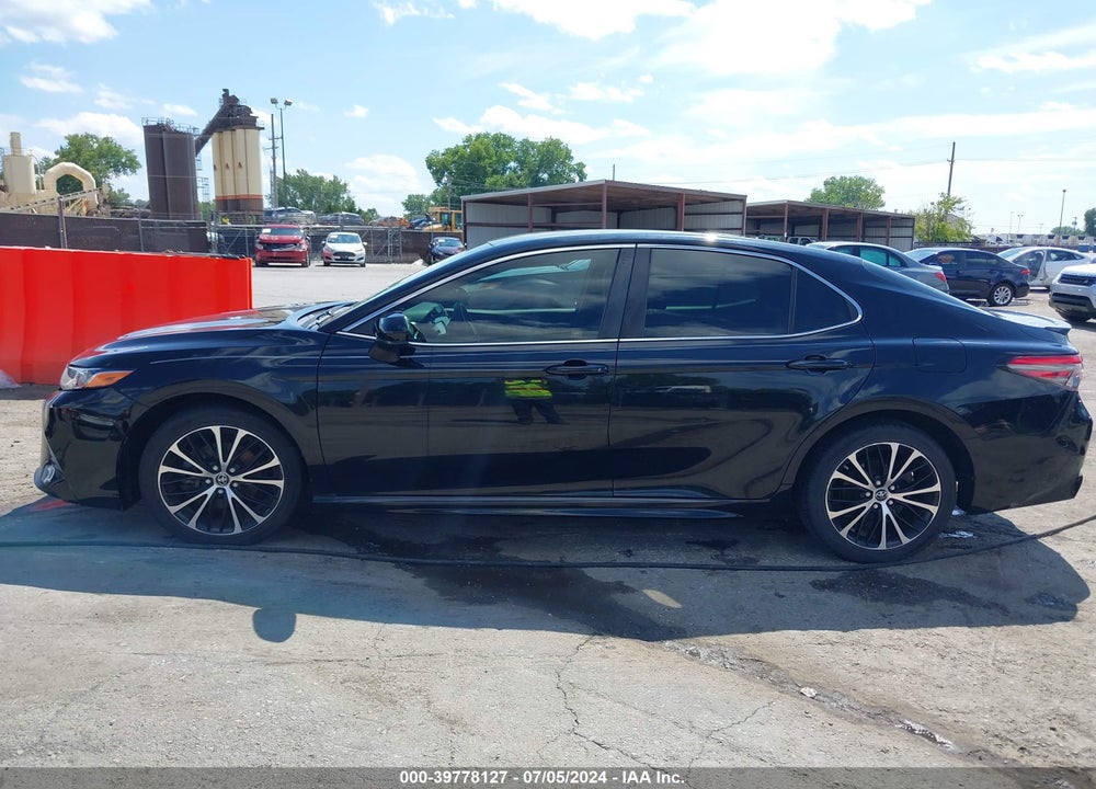 2018 TOYOTA CAMRY SE VIN: JTNB11HK7J3020128