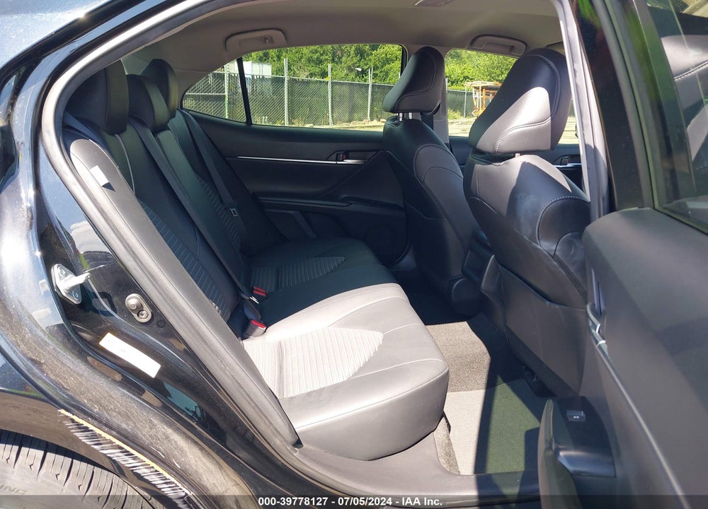 2018 TOYOTA CAMRY SE VIN: JTNB11HK7J3020128