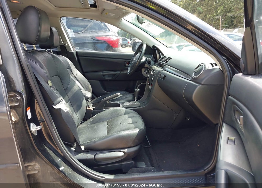 2008 MAZDA 3 S TOURING VIN: JM1BK323581862535