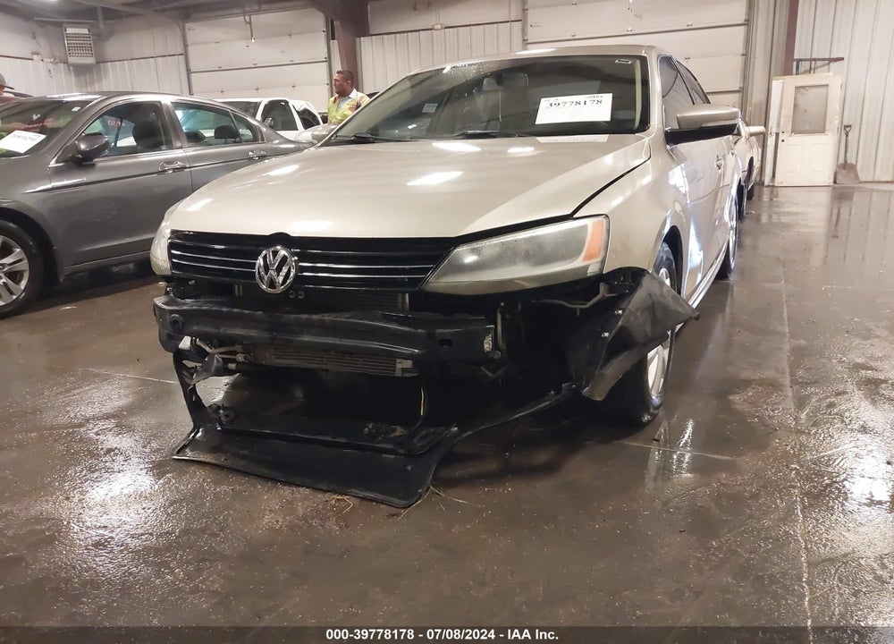 2013 VOLKSWAGEN JETTA 2.5L SE VIN: 3VWDX7AJXDM255803