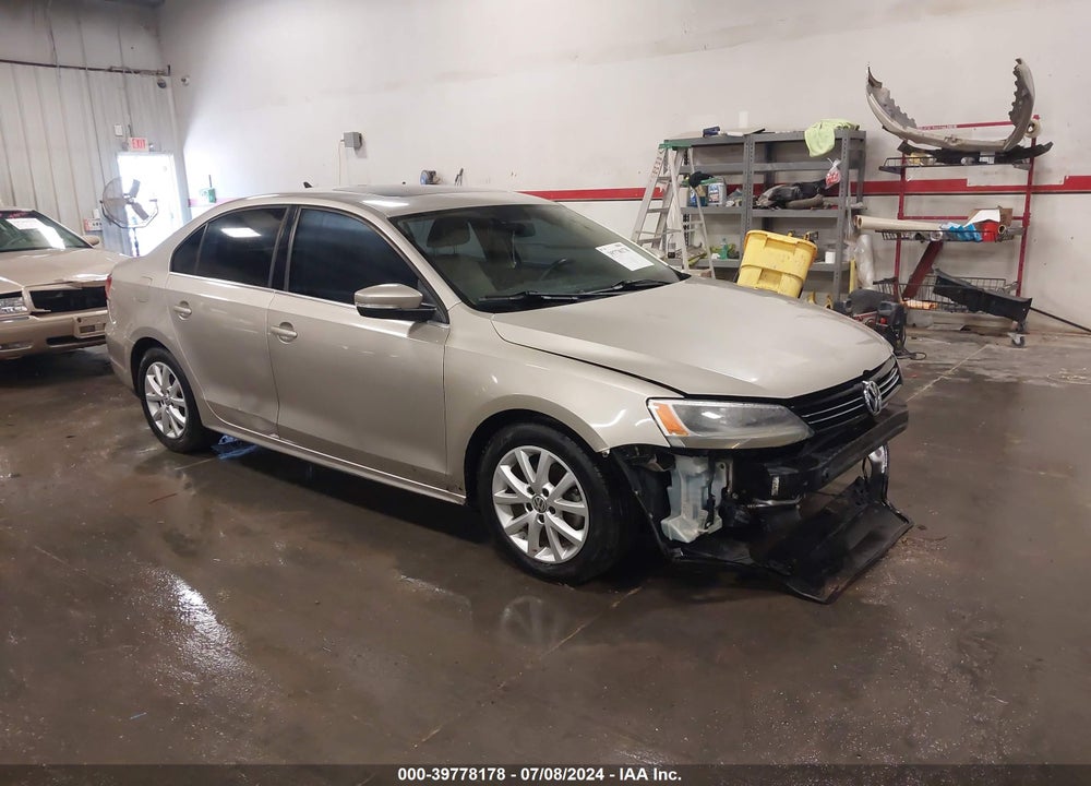 2013 VOLKSWAGEN JETTA 2.5L SE VIN: 3VWDX7AJXDM255803