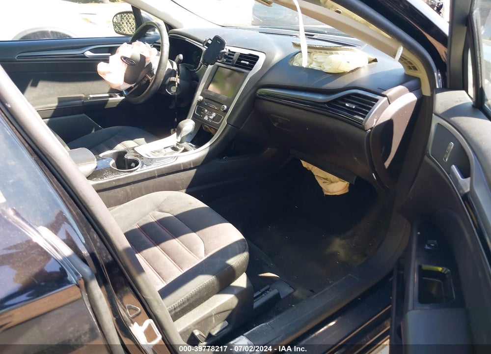2016 FORD FUSION SE VIN: 3FA6P0H73GR393788