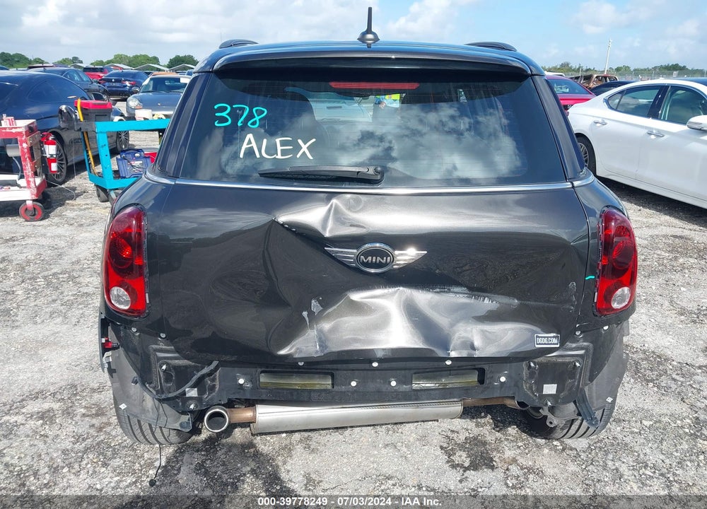 2015 MINI COUNTRYMAN COOPER S VIN: WMWZC3C57FWT06123