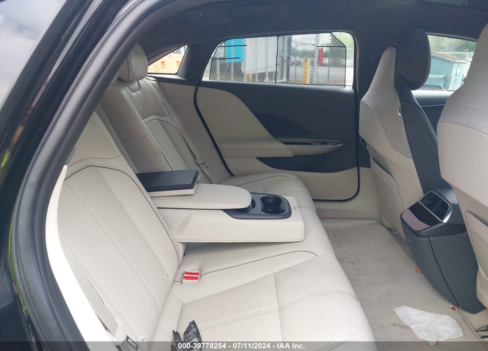 2022 LUCID AIR DREAM EDITION VIN: 50EA1DAA3NA002709