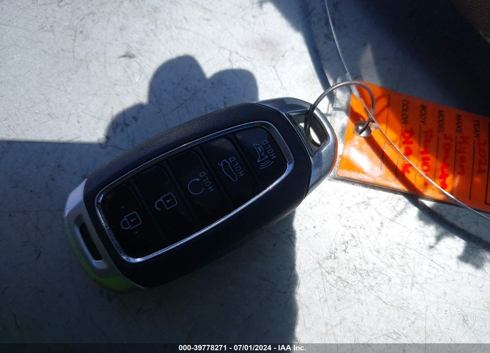 2021 HYUNDAI ELANTRA SEL VIN: KMHLM4AG2MU212736