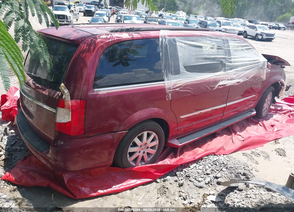 2011 CHRYSLER TOWN & COUNTRY TOURING-L VIN: 2A4RR8DG5BR630361