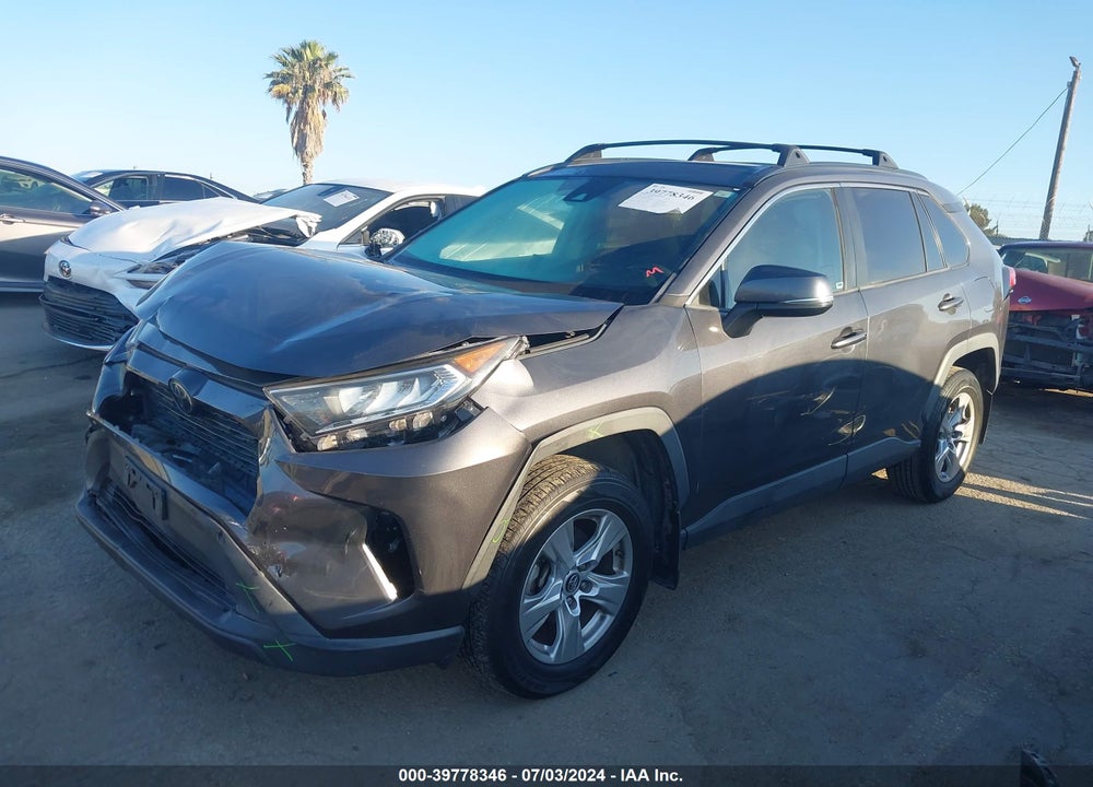 2019 TOYOTA RAV4 XLE VIN: 2T3W1RFV6KW027118