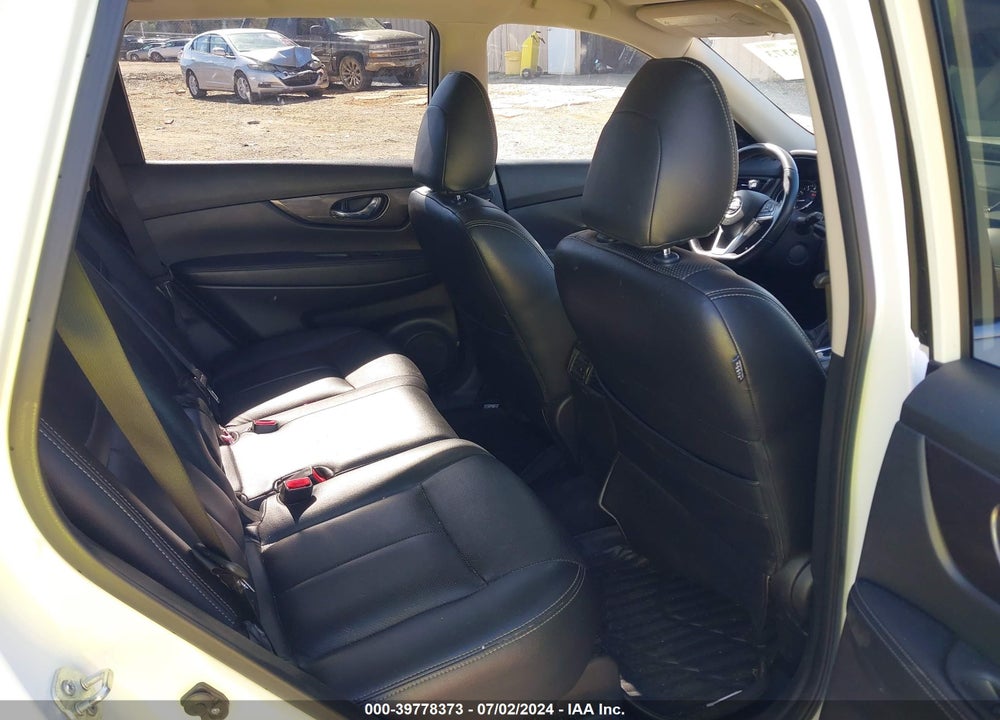 2019 NISSAN ROGUE SV VIN: JN8AT2MT2KW504453