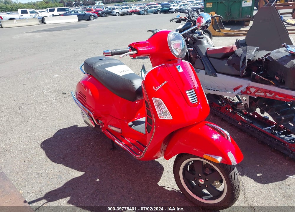 2014 VESPA GTS 300 SUPER VIN: ZAPM459L9E5704478