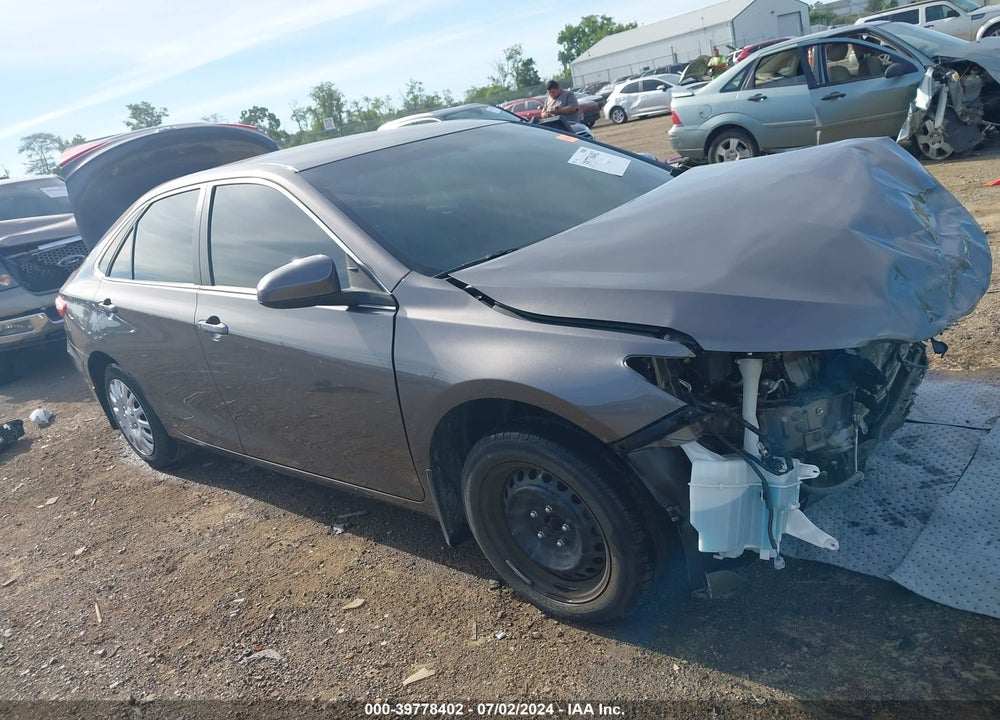 2017 TOYOTA CAMRY LE VIN: 4T1BF1FK4HU778579
