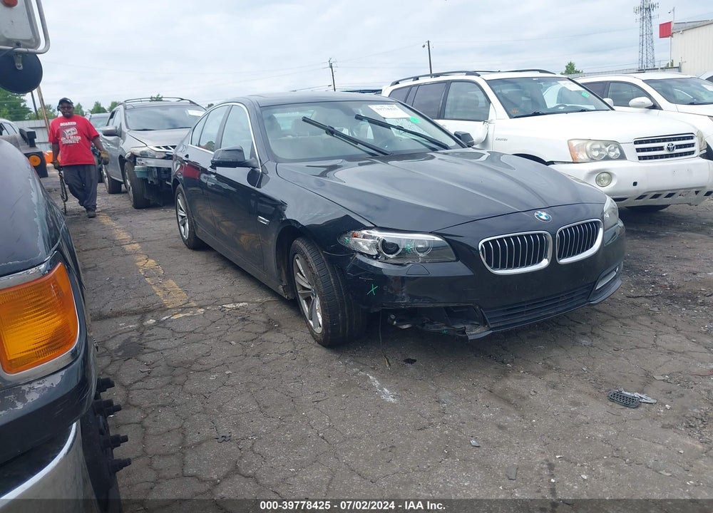 2016 BMW 528I VIN: WBA5A5C59GD526716