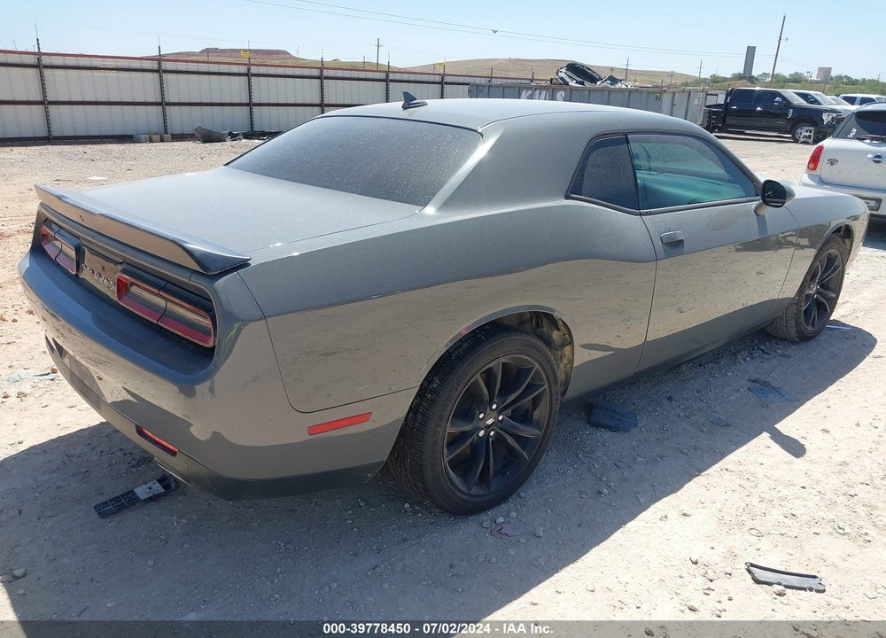 2018 DODGE CHALLENGER SXT PLUS VIN: 2C3CDZAG2JH183193