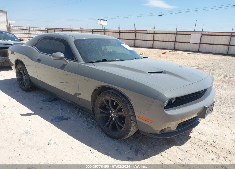 2018 DODGE CHALLENGER SXT PLUS VIN: 2C3CDZAG2JH183193