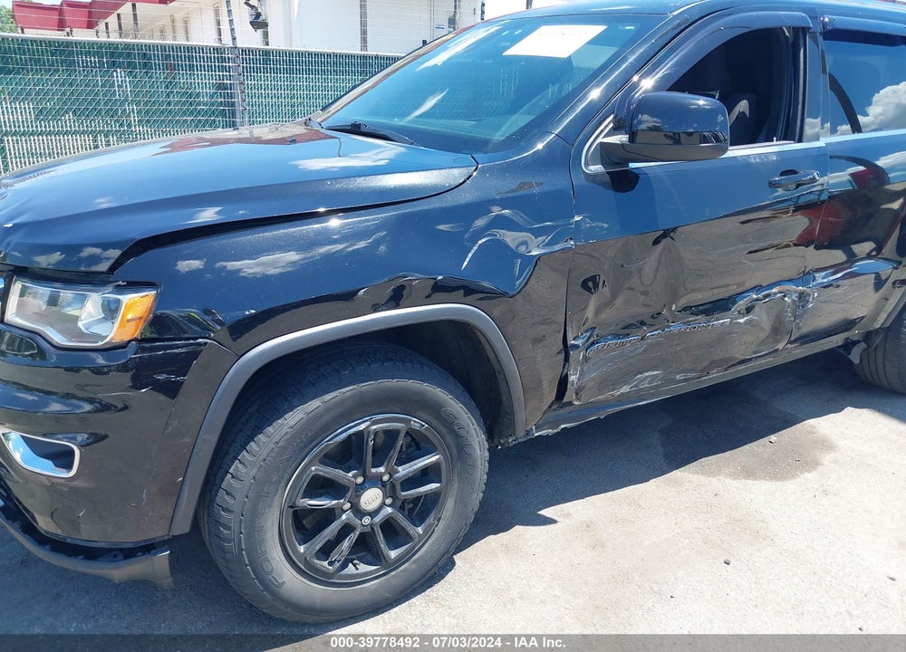 2020 JEEP GRAND CHEROKEE LAREDO E 4X4 VIN: 1C4RJFAG0LC177346