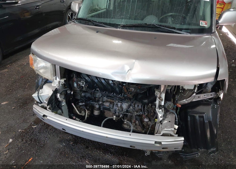 2006 SCION XB VIN: JTLKT324064045527
