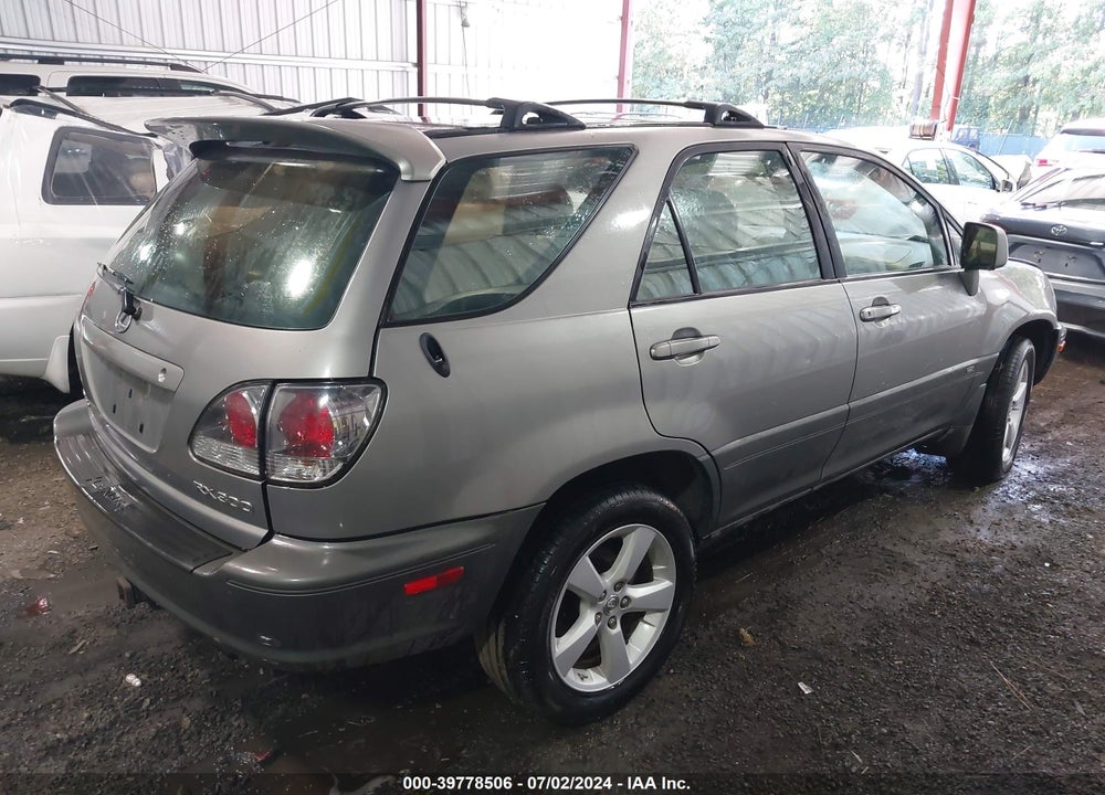 2002 LEXUS RX 300 VIN: JTJHF10U520278600