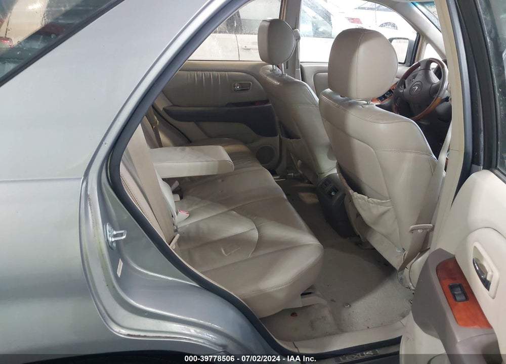 2002 LEXUS RX 300 VIN: JTJHF10U520278600