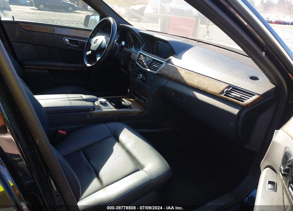 2011 MERCEDES-BENZ E 350 4MATIC VIN: WDDHF8HB5BA399240