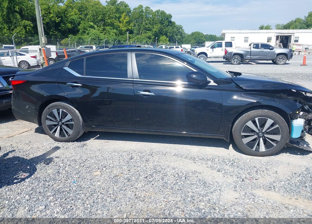 2022 NISSAN ALTIMA SV INTELLIGENT AWD VIN: 1N4BL4DWXNN394063