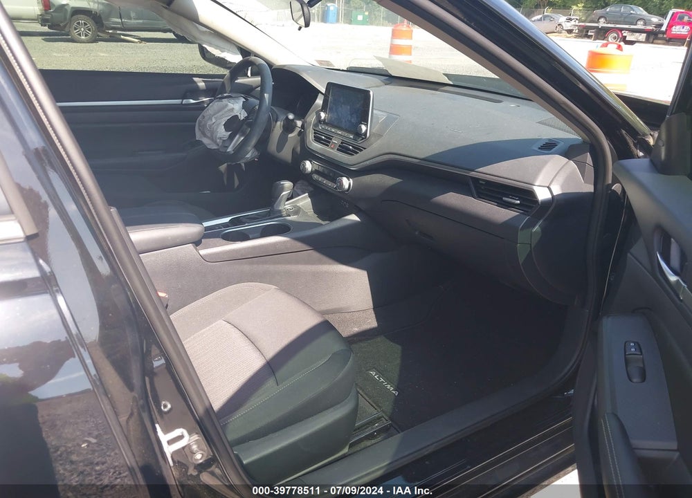 2022 NISSAN ALTIMA SV INTELLIGENT AWD VIN: 1N4BL4DWXNN394063
