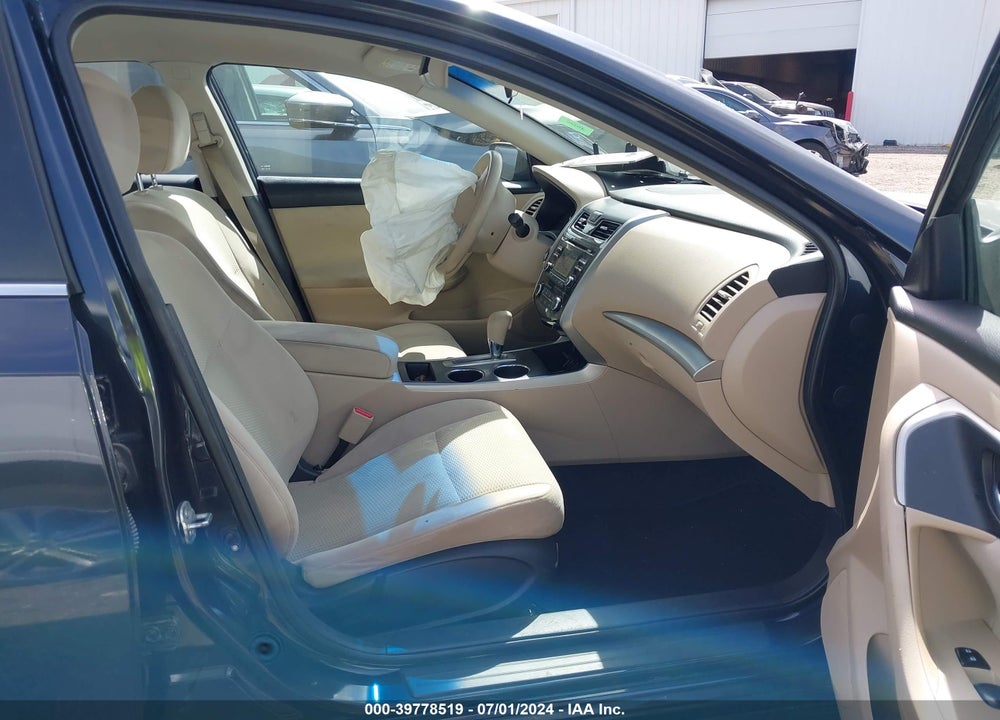 2015 NISSAN ALTIMA 2.5 S VIN: 1N4AL3AP2FC127600