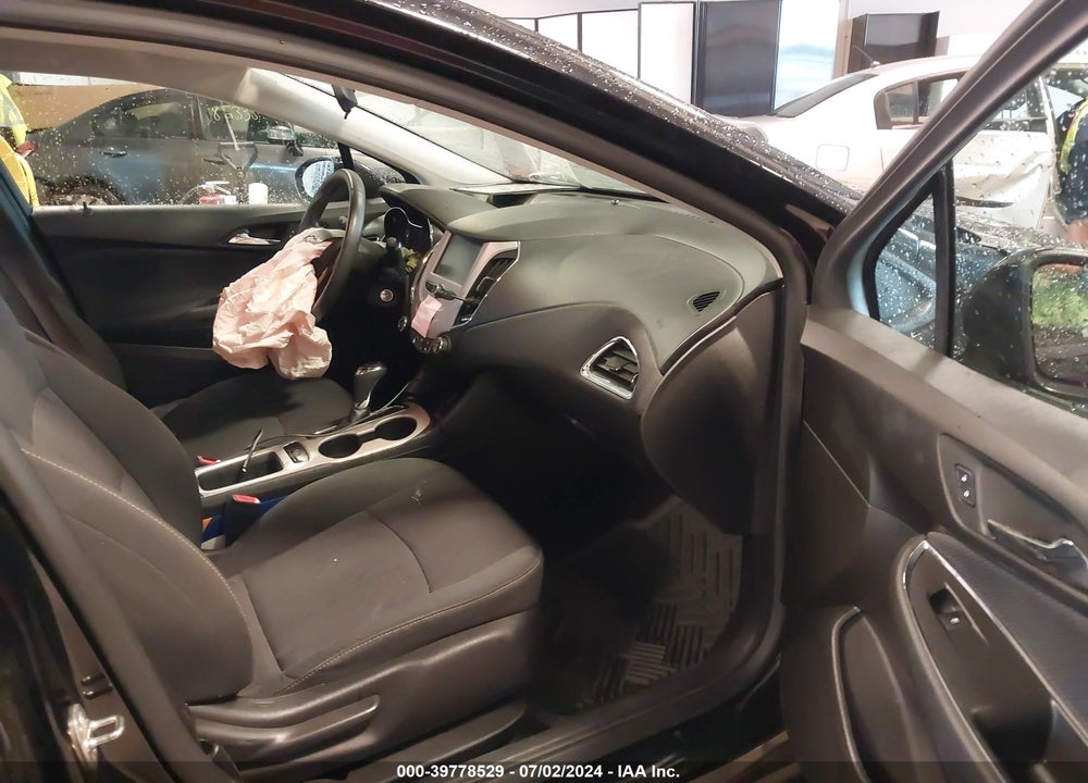 2017 CHEVROLET CRUZE VIN: 1G1BC5SM1H7127154