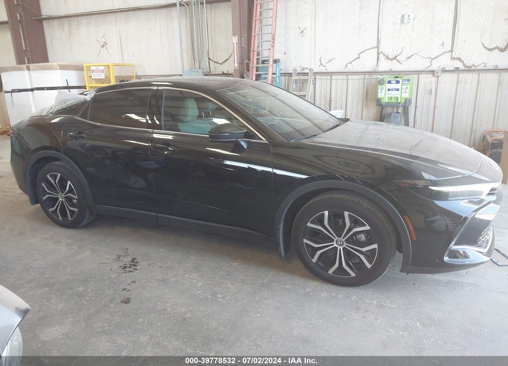 2024 TOYOTA CROWN LIMITED VIN: JTDAAAAF0R3025468