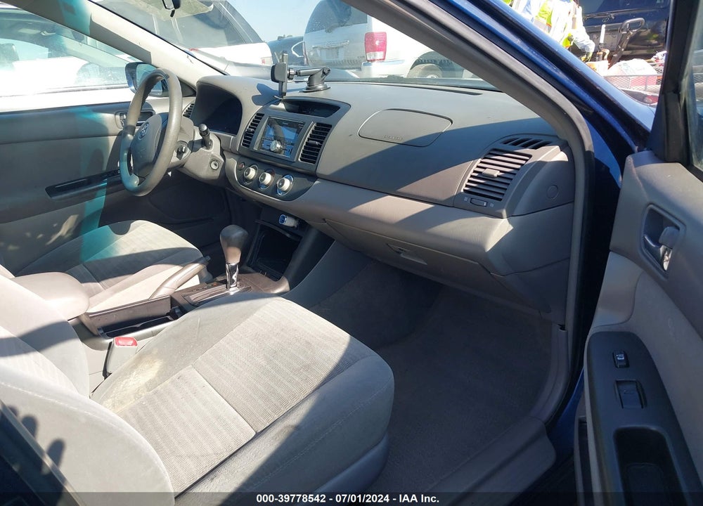 2006 TOYOTA CAMRY LE VIN: 4T1BE32K56U117418