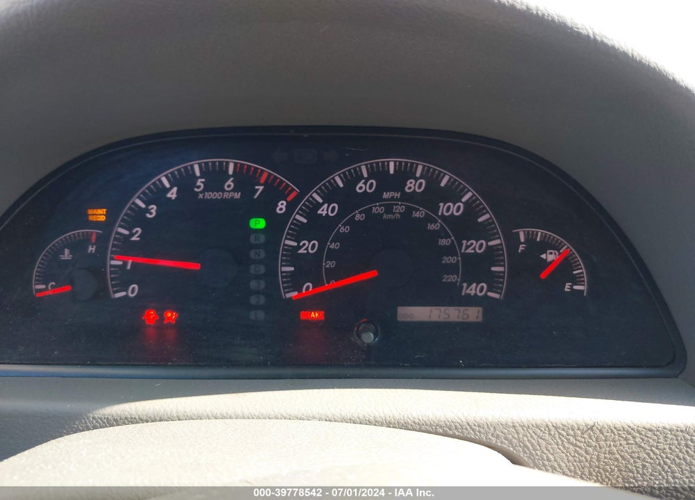 2006 TOYOTA CAMRY LE VIN: 4T1BE32K56U117418