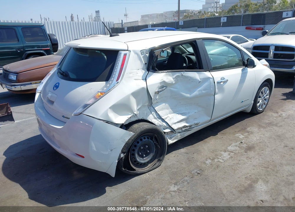 2016 NISSAN LEAF S VIN: 1N4AZ0CP3GC302996