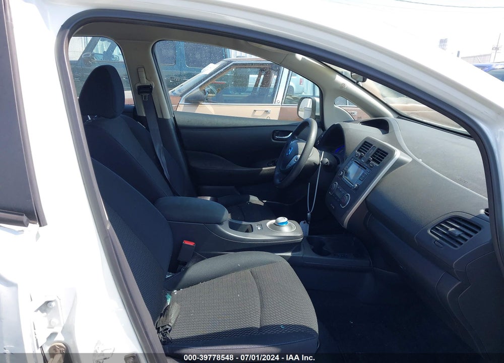2016 NISSAN LEAF S VIN: 1N4AZ0CP3GC302996