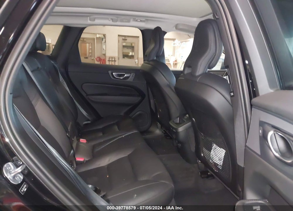 2024 VOLVO XC60 B5 PLUS DARK THEME VIN: YV4L12RL1R1776726