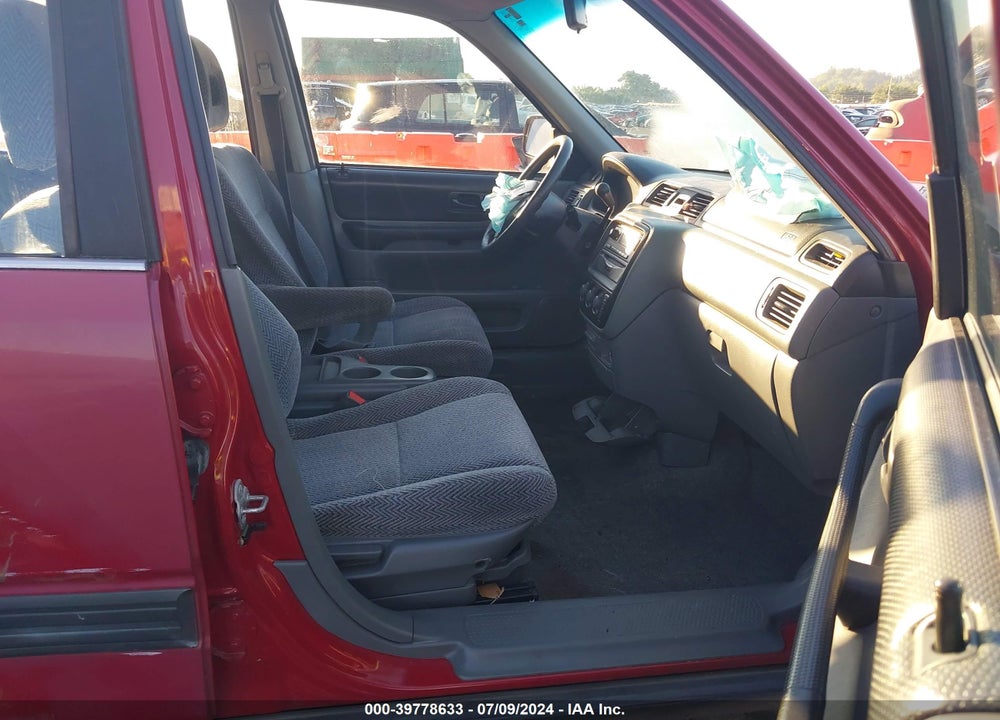 1998 HONDA CR-V LX VIN: JHLRD1840WC047564