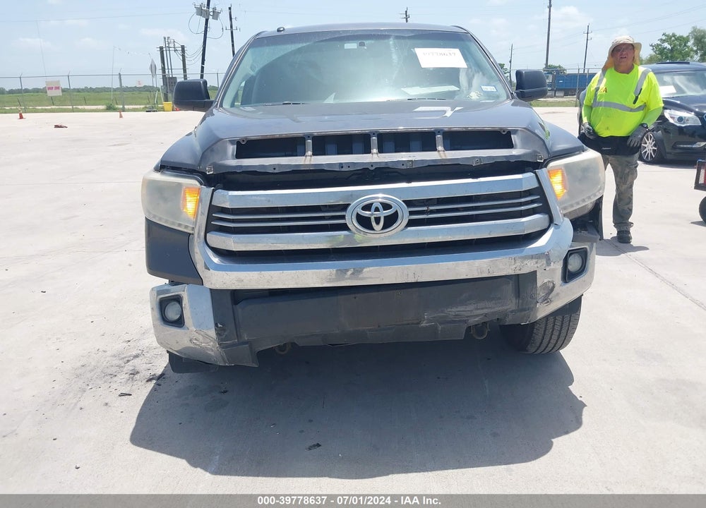 2016 TOYOTA TUNDRA SR5 4.6L V8 VIN: 5TFEM5F18GX097943