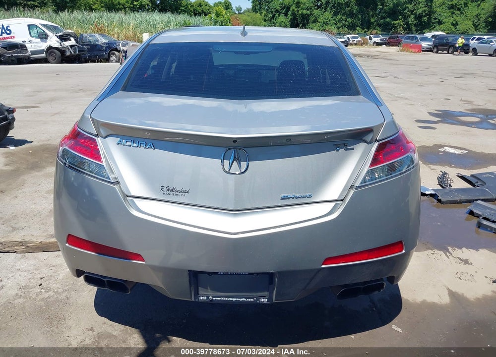 2010 ACURA TL 3.7 VIN: 19UUA9F56AA002337
