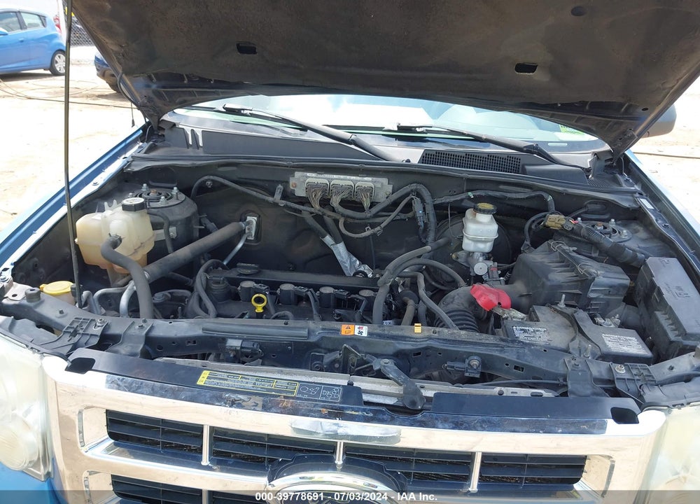 2009 FORD ESCAPE XLS VIN: 1FMCU92799KD14694