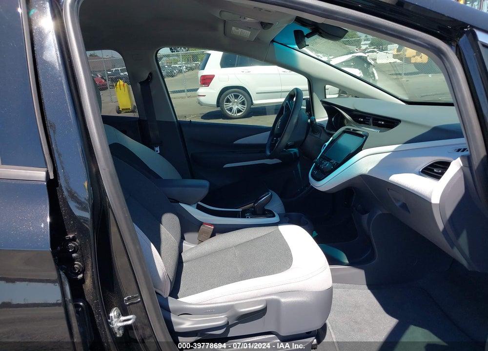 2021 CHEVROLET BOLT EV FWD LT VIN: 1G1FY6S04M4103979