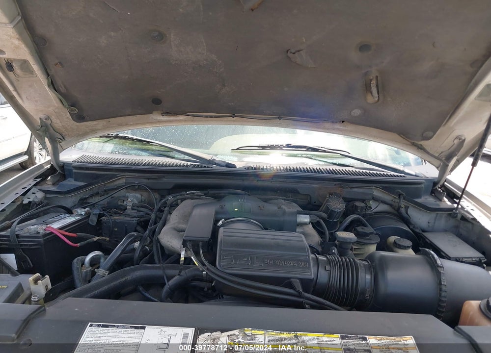 2000 LINCOLN NAVIGATOR VIN: 5LMEU27A1YLJ25970