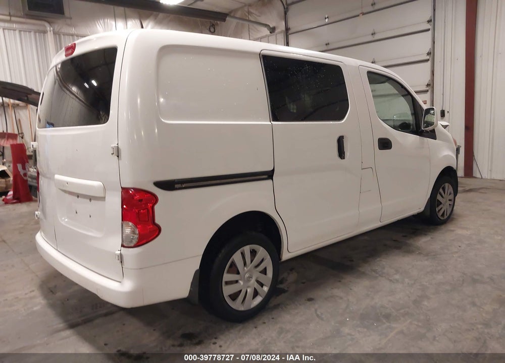 2015 NISSAN NV200 SV VIN: 3N6CM0KN3FK698032