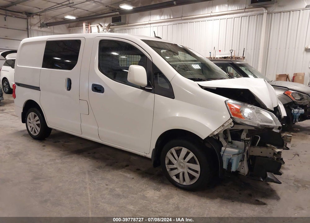 2015 NISSAN NV200 SV VIN: 3N6CM0KN3FK698032