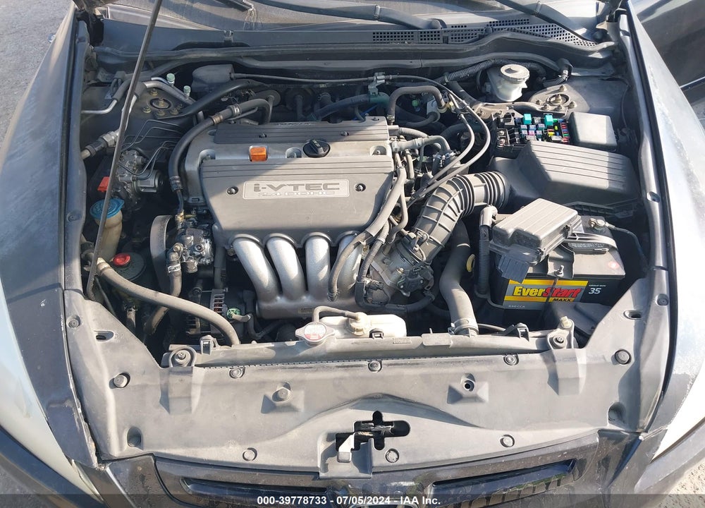 2004 HONDA ACCORD 2.4 EX VIN: 1HGCM56704A117985