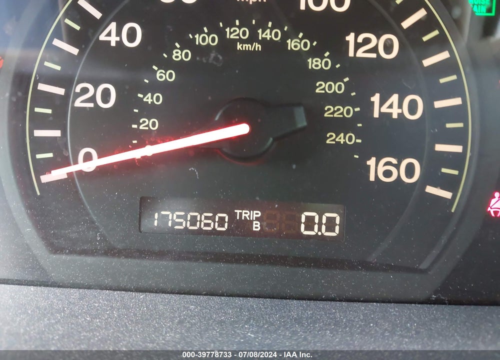2004 HONDA ACCORD 2.4 EX VIN: 1HGCM56704A117985