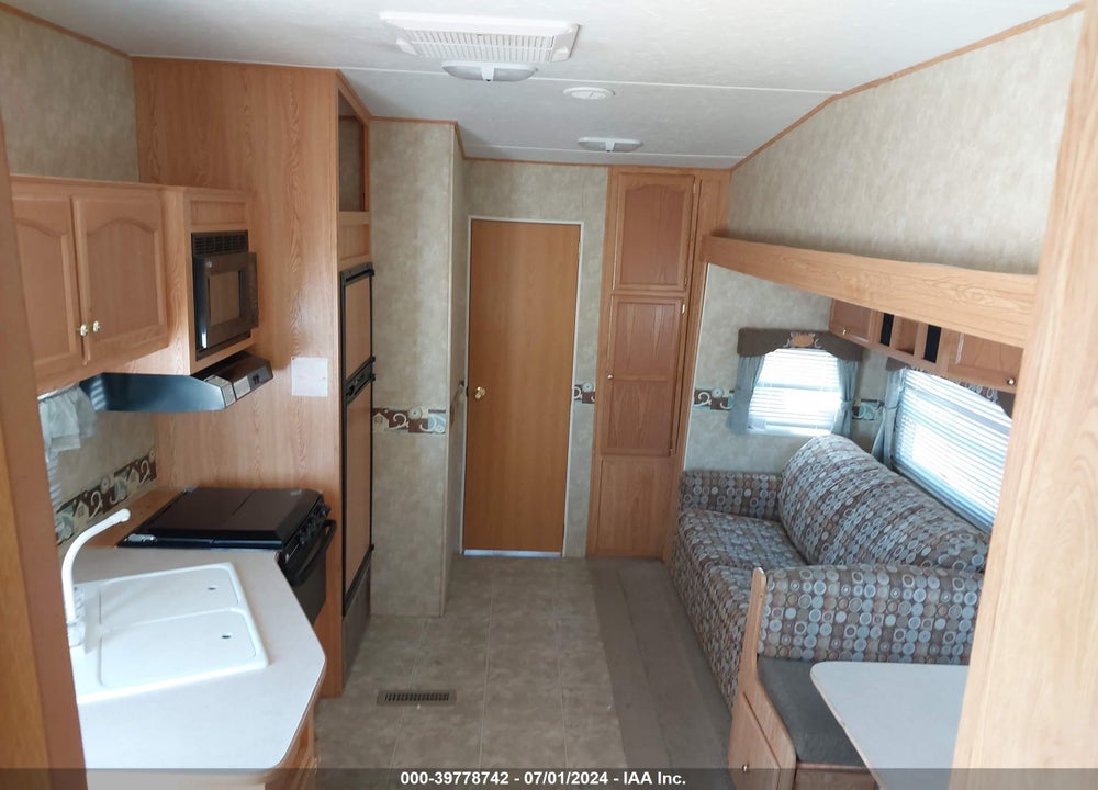 2008 CROSSROADS ZINGER 30QB VIN: 4V0FC30228A007306